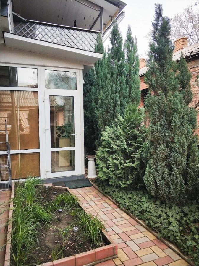 Апартаменты В Центре, По Типу Хостел Kropywnyzkyj Exterior foto